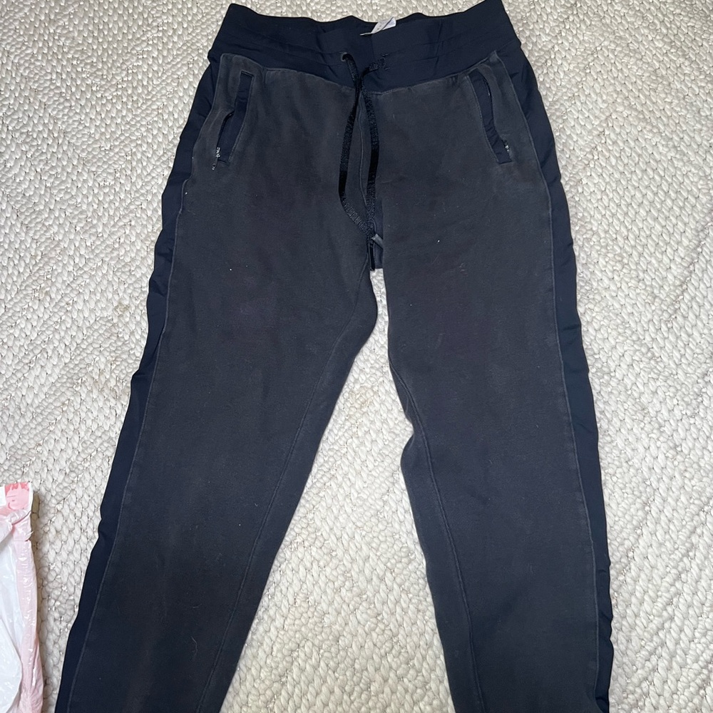 lululemon sweatpants